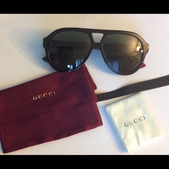 Gucci Accessories - Authentic Gucci Aviator Sunglasses and Velvet Case